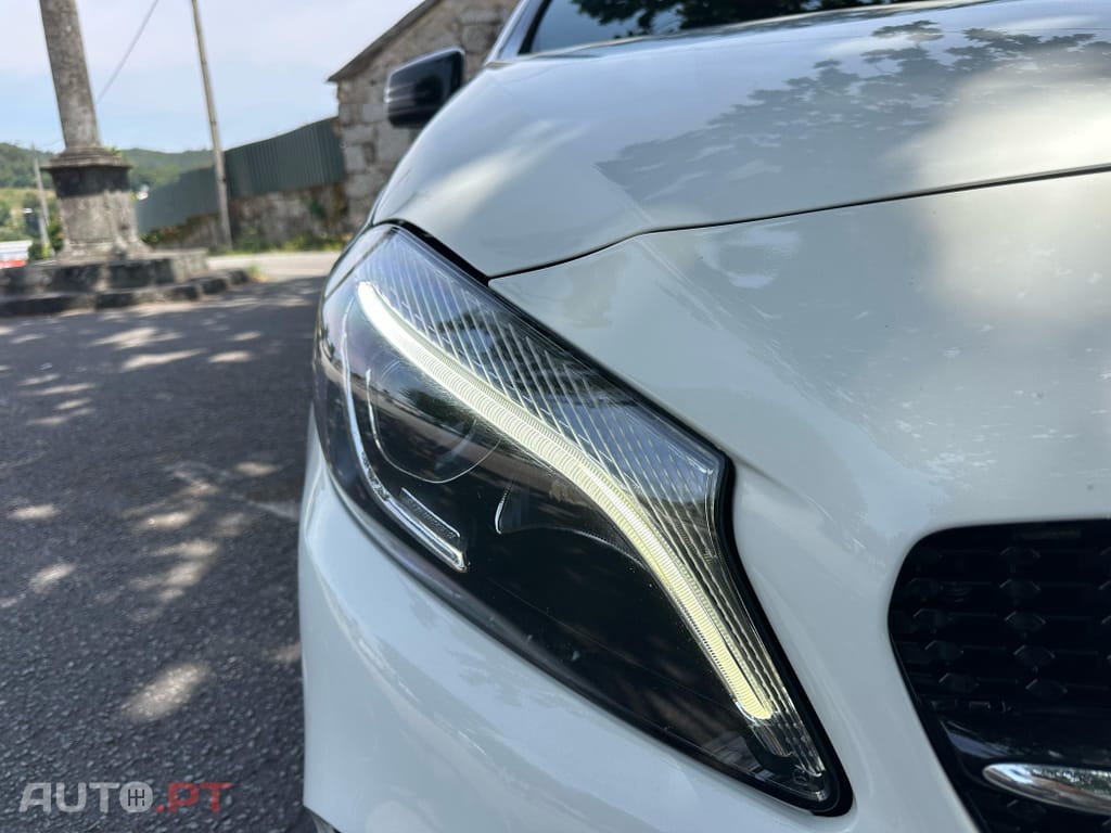 Mercedes-Benz A 180 d AMG Line