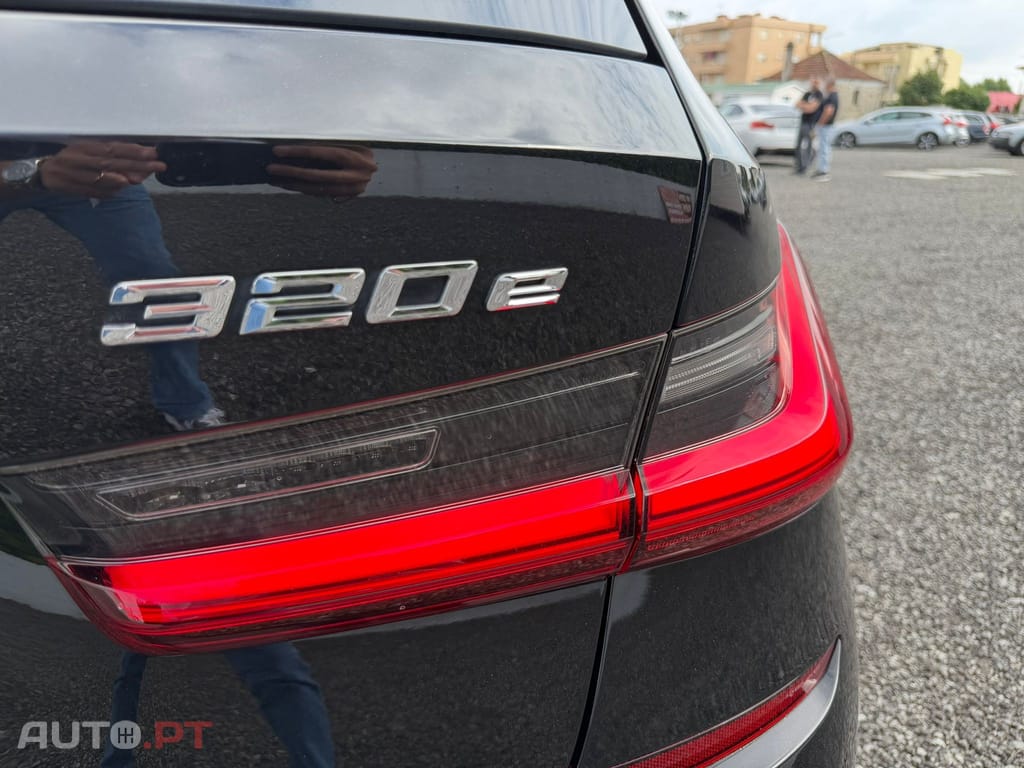 BMW 320 PACK M