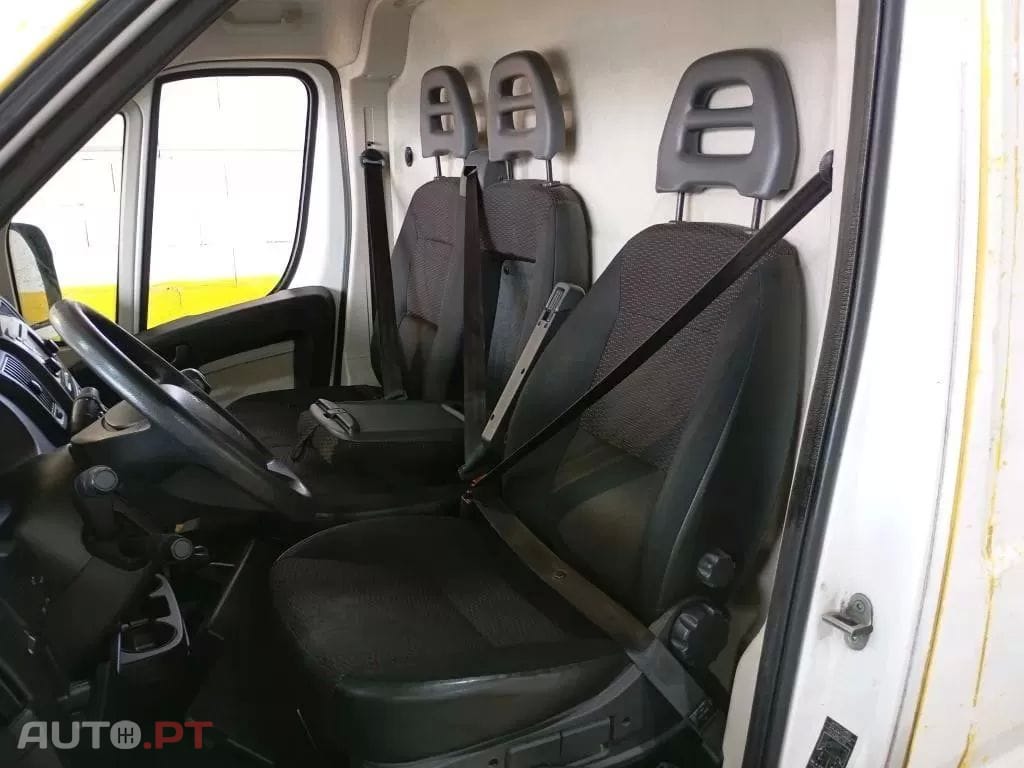 Peugeot Boxer  2.0 BlueHDi 333 L3H2 Premium
