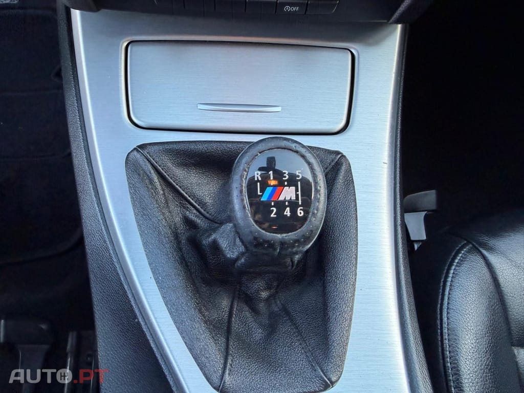 BMW 318 d Touring Line Sport