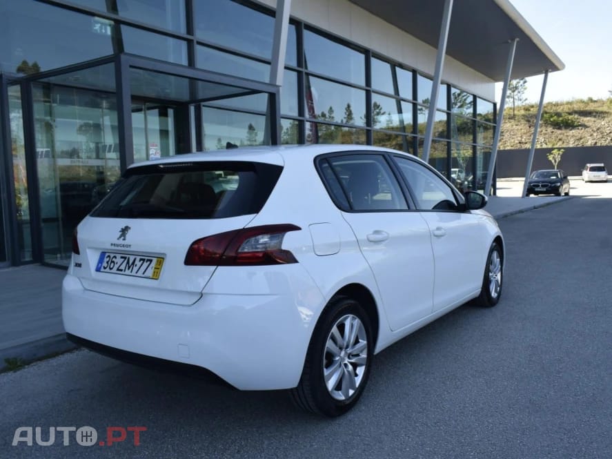 Peugeot 308 1.5 BlueHDi Business Line