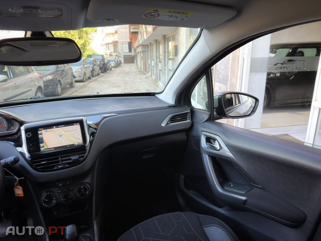 Peugeot 2008 1.2 PureTech Active
