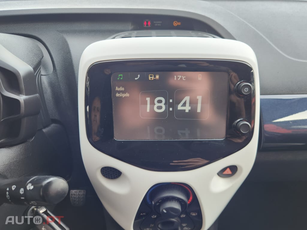 Peugeot 108 1.0 VTi Collection