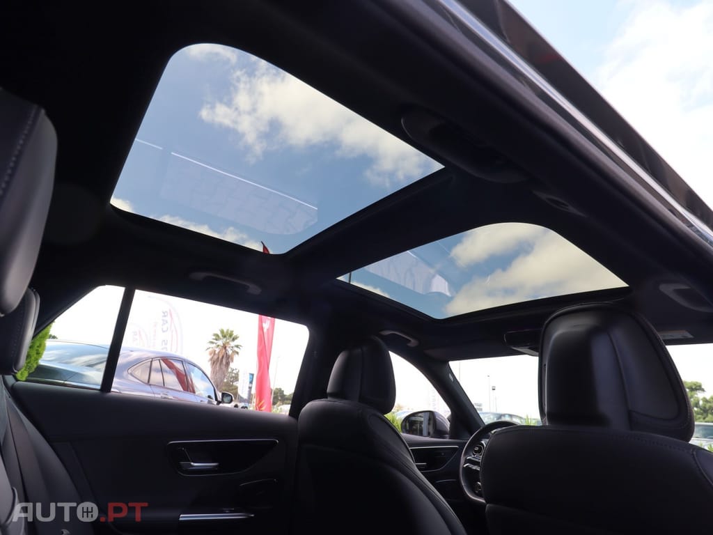 Mercedes-Benz C 300 de 4Matic T 9G-TRONIC AMG Line