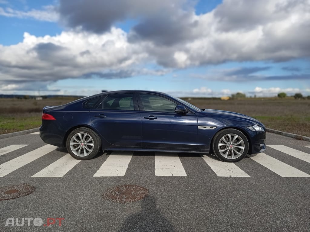 Jaguar XF 2.0 D R SPORT BVA 8 180CV COM EXTRAS