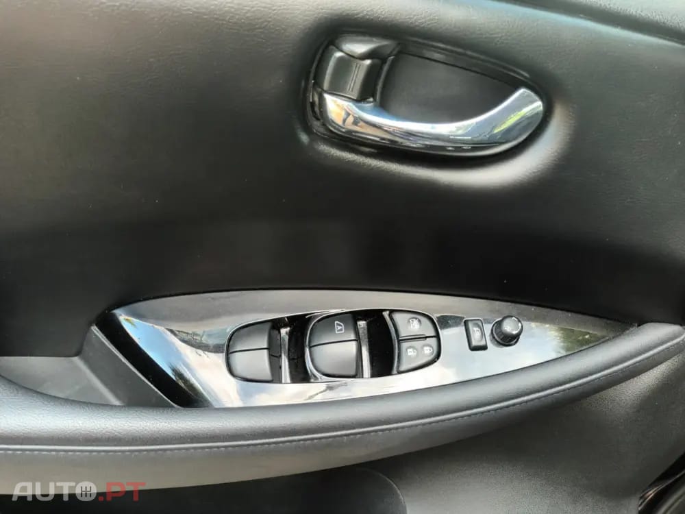 Nissan Leaf N-Connecta Full Led