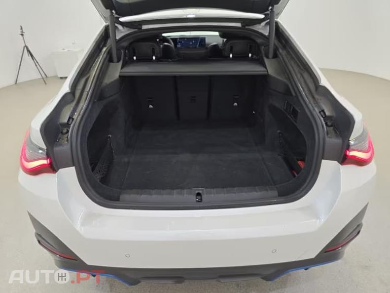 BMW i4 eDrive40 Desportiva M