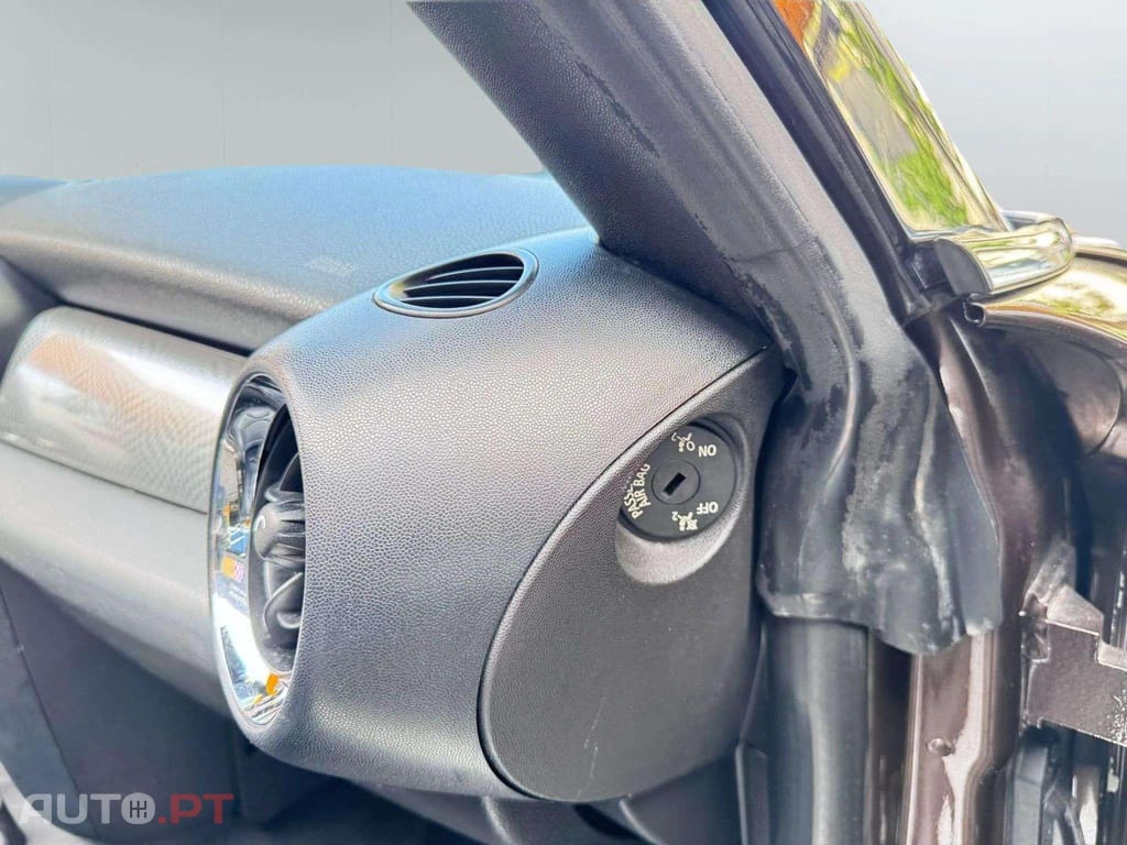 MINI Cooper Cabrio 1.6i
