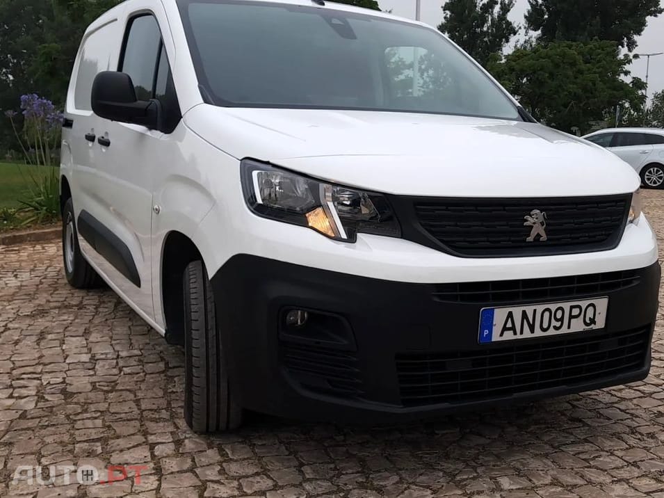 Peugeot Partner 1.5 BlueHDi Premium Standard