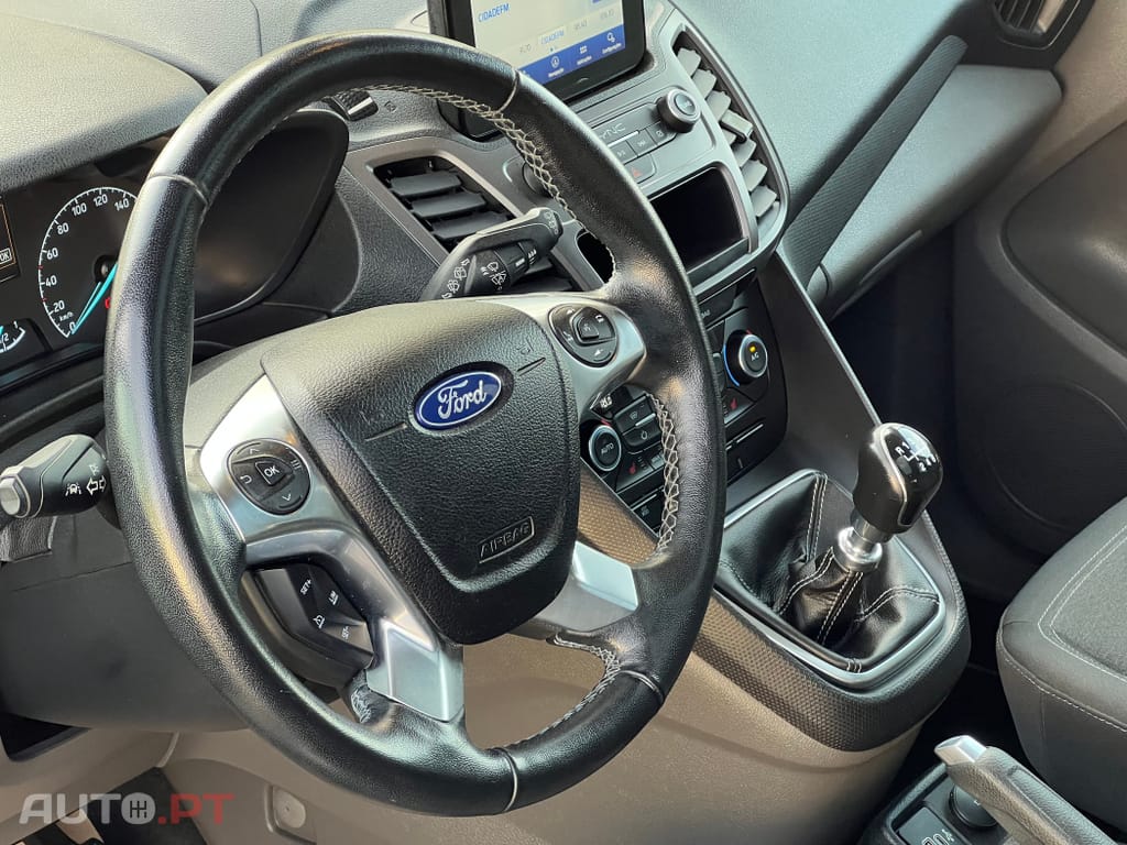 Ford Tourneo 1.5 TDCi Titanium