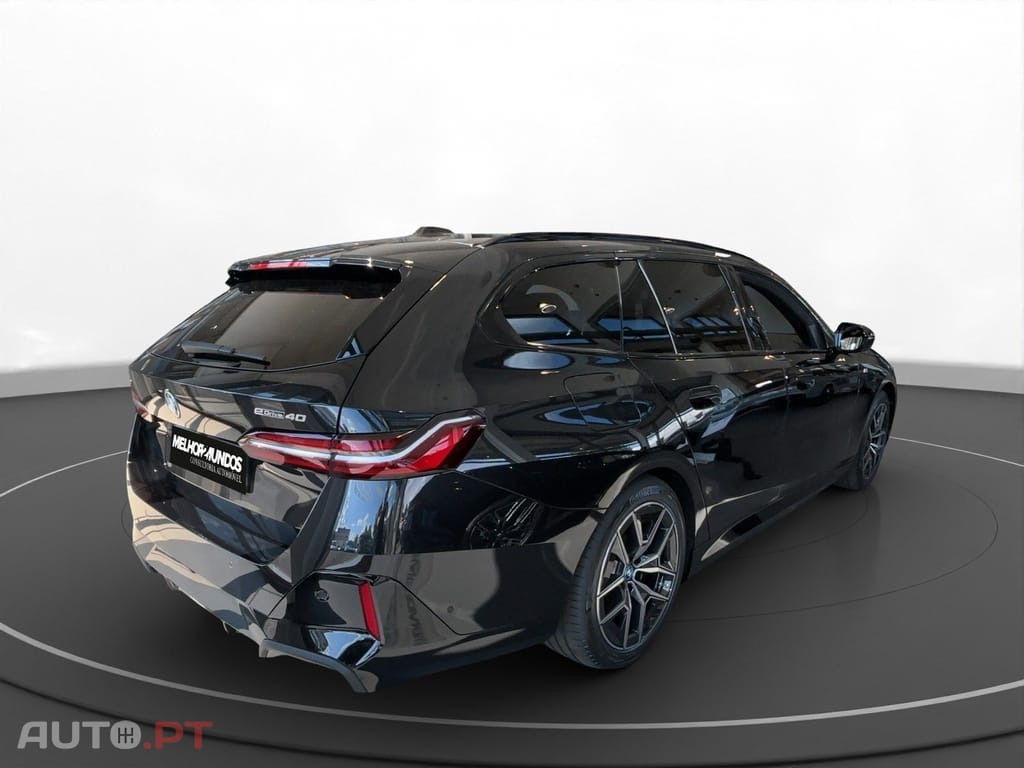 BMW i5 Touring eDrive40 Pack Desportivo M