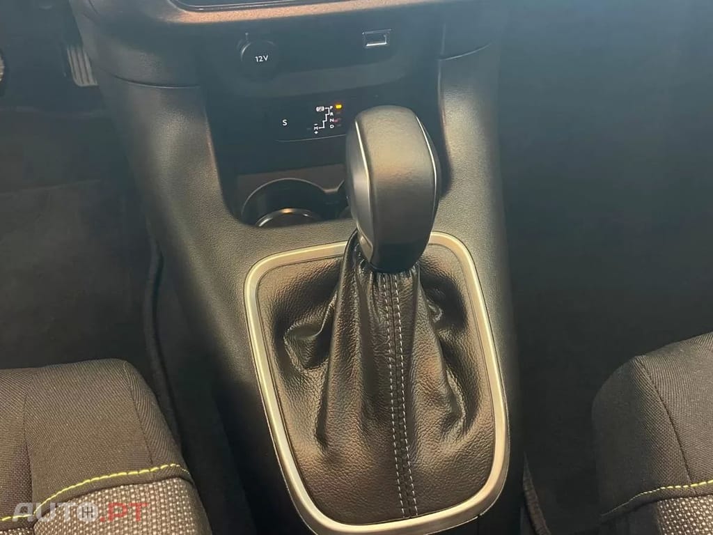 Citroen C3 Pure Tech 110 S&S EAT6 MAX