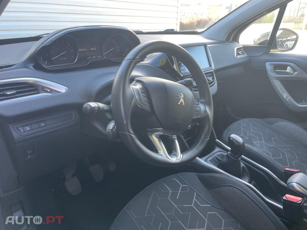 Peugeot 2008 PureTech 82 Active