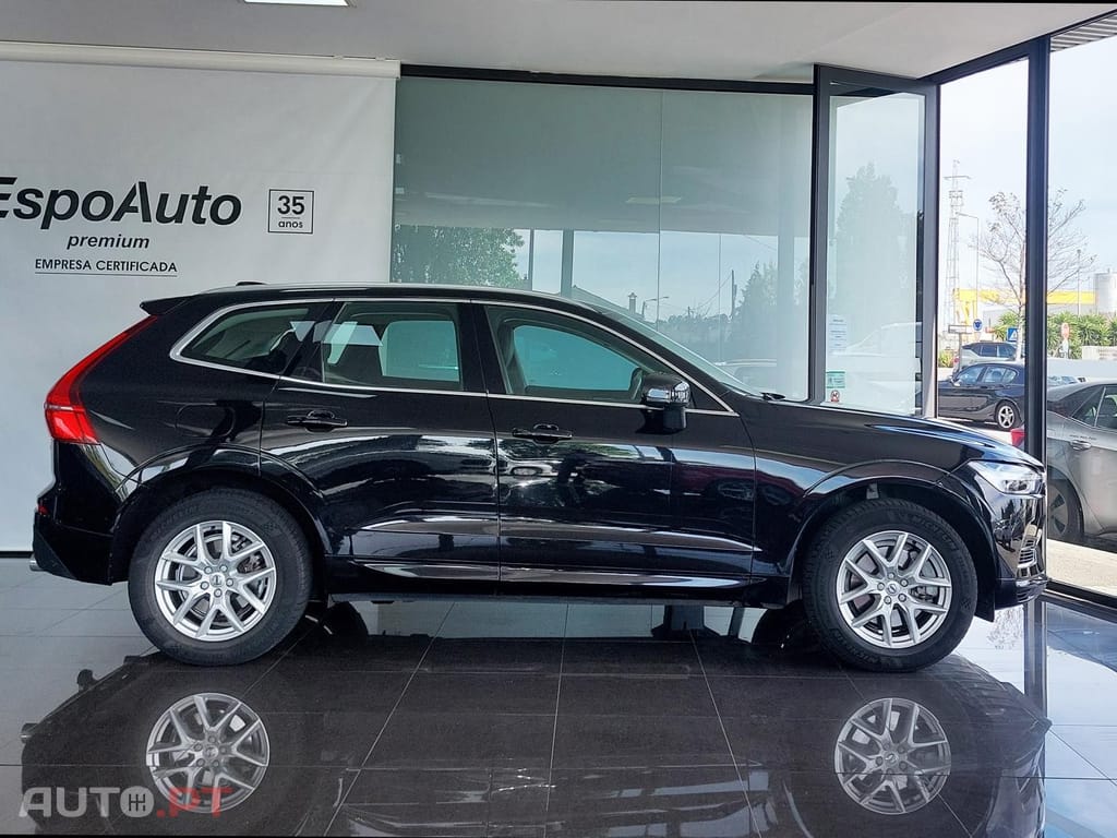 Volvo XC60 2.0 T8 PHEV Momentum AWD