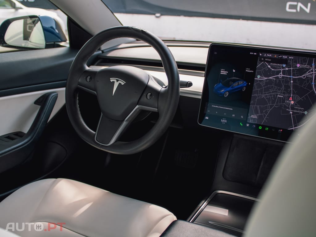 Tesla Model 3 Standard Range Plus RWD