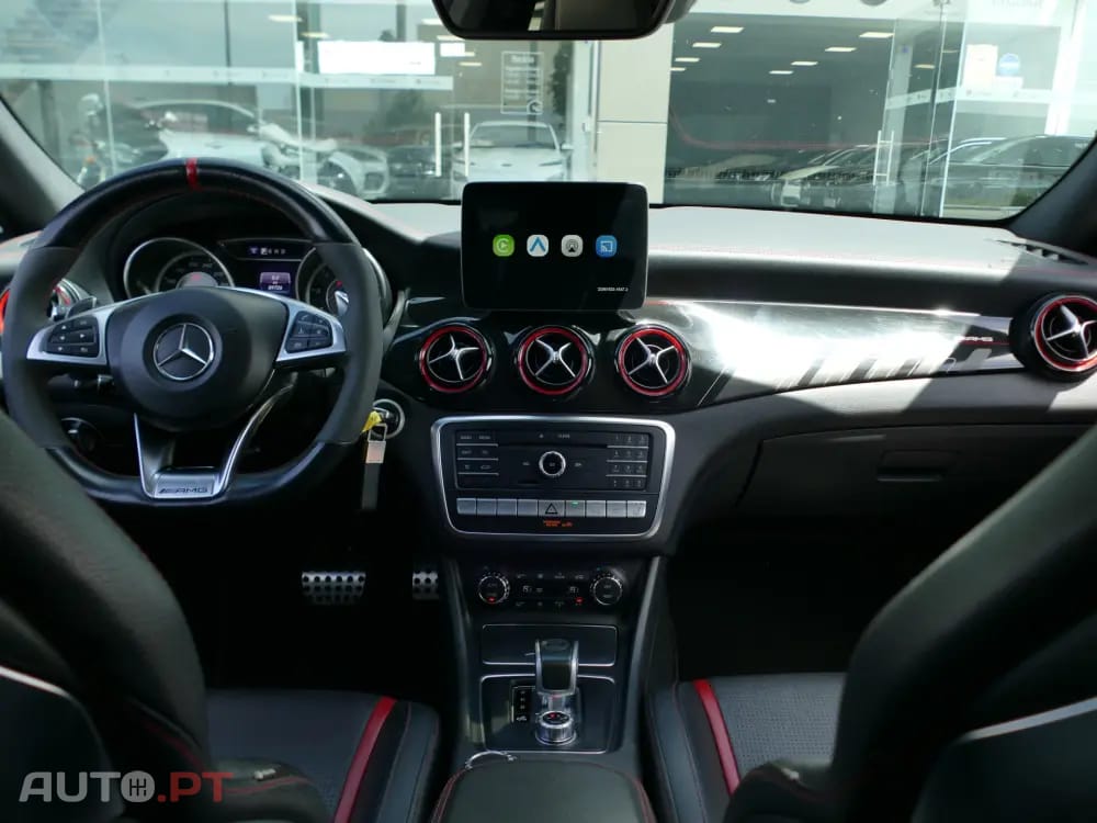 Mercedes-Benz CLA 45 AMG Shooting Brake 4-Matic