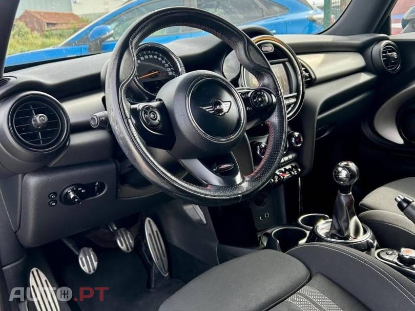 MINI Countryman One D