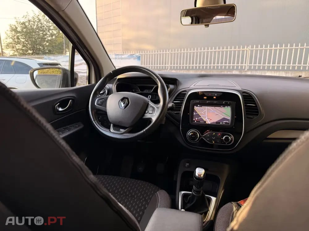 Renault Captur 1.5 dci ELYSEÉ