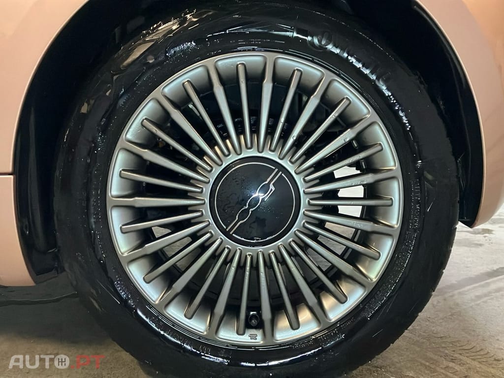 Fiat 500e Icon Plus 42 KWh