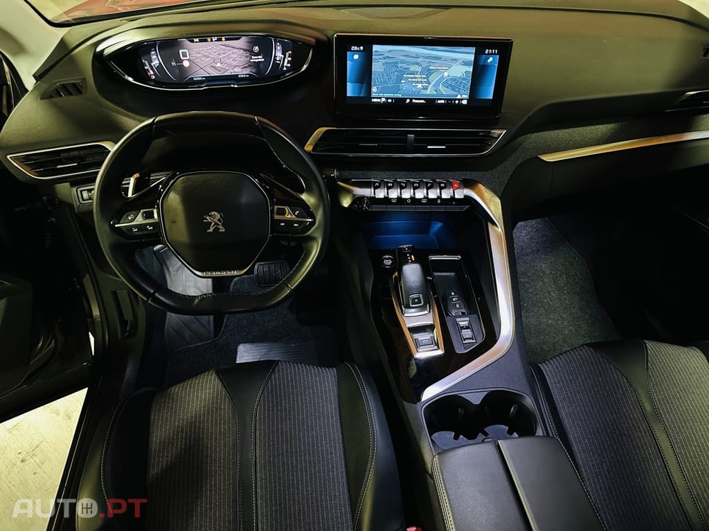 Peugeot 5008 1.2 PureTech Allure Pack EAT8