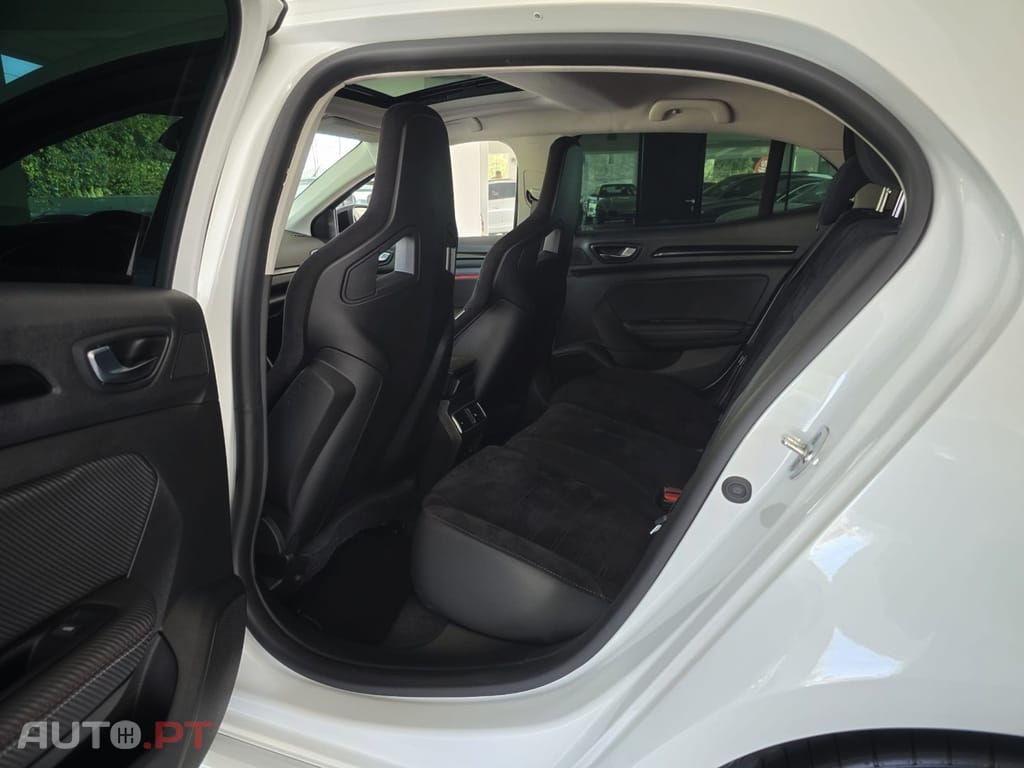 Renault Mégane TCe 300 GPF EDC R.S. TROPHY