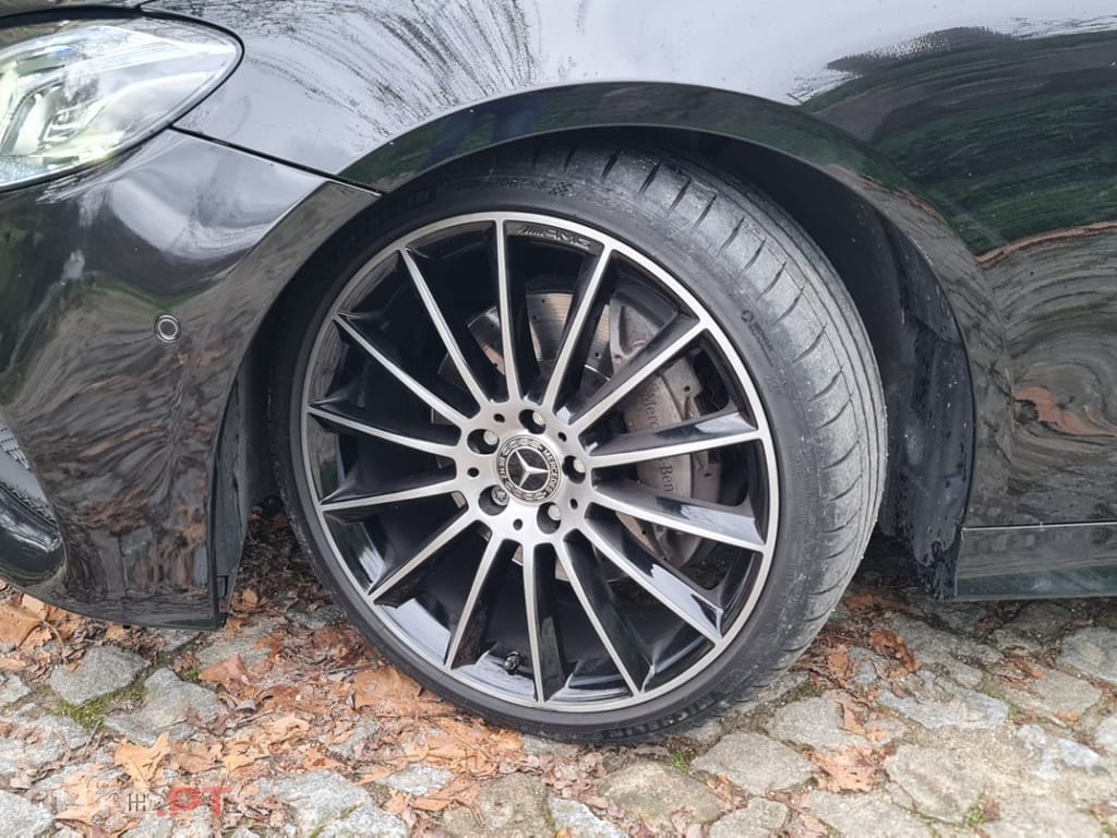 Mercedes-Benz E 220 d AMG Line Aut.