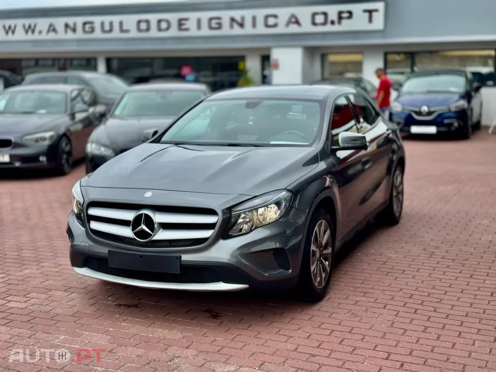 Mercedes-Benz GLA 180 d Style