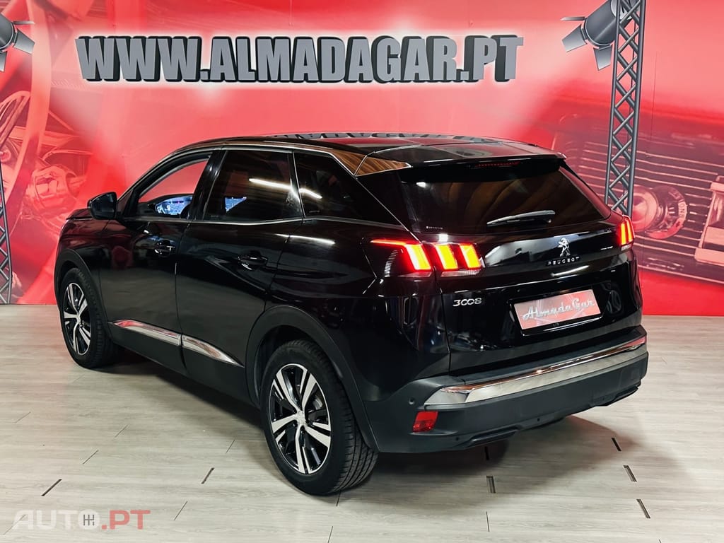 Peugeot 3008 1.2 PureTech Allure