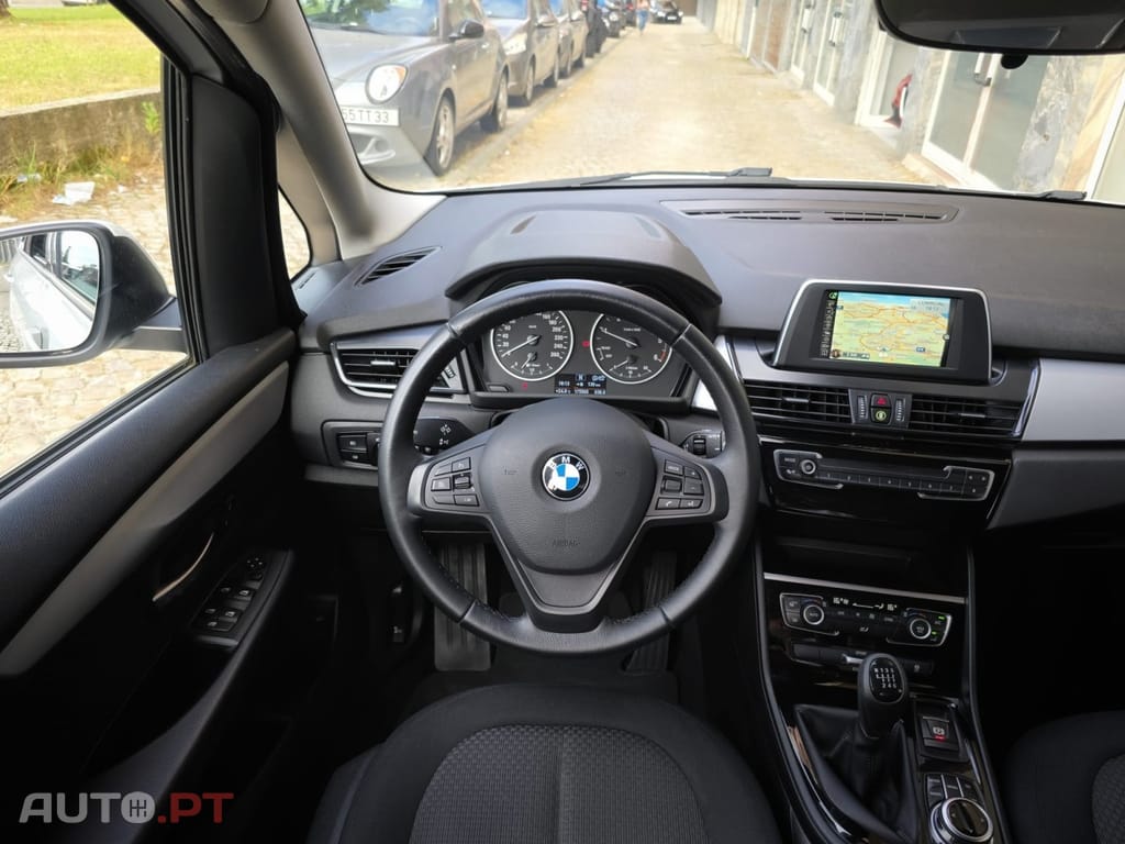 BMW 216 d 7L Advantage