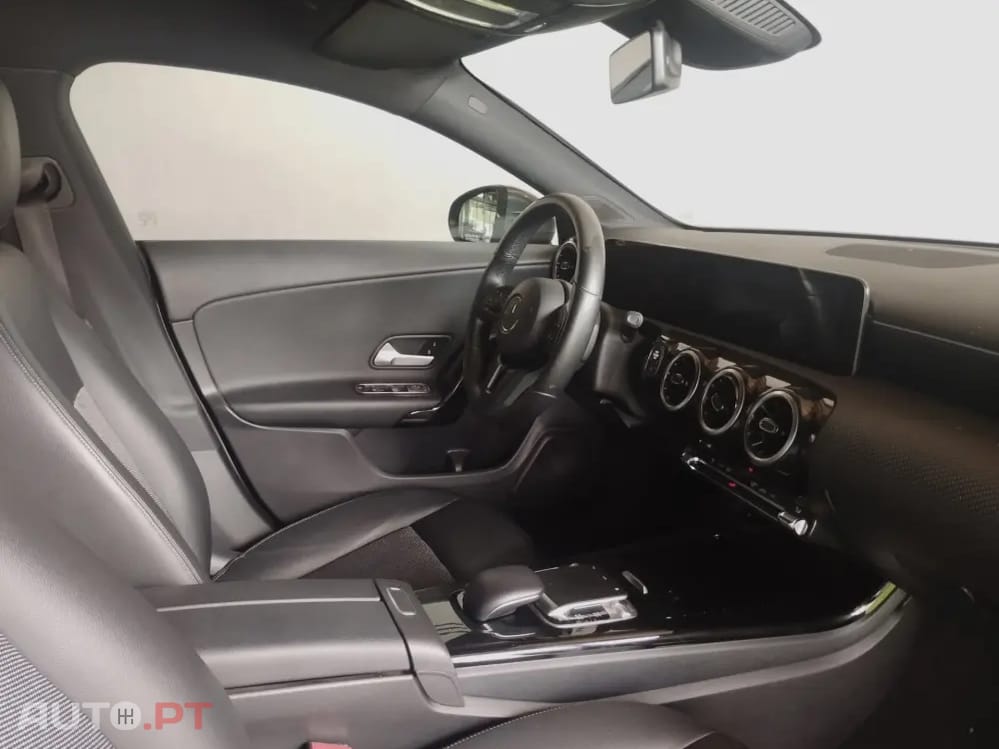 Mercedes-Benz CLA 180 Shooting Brake