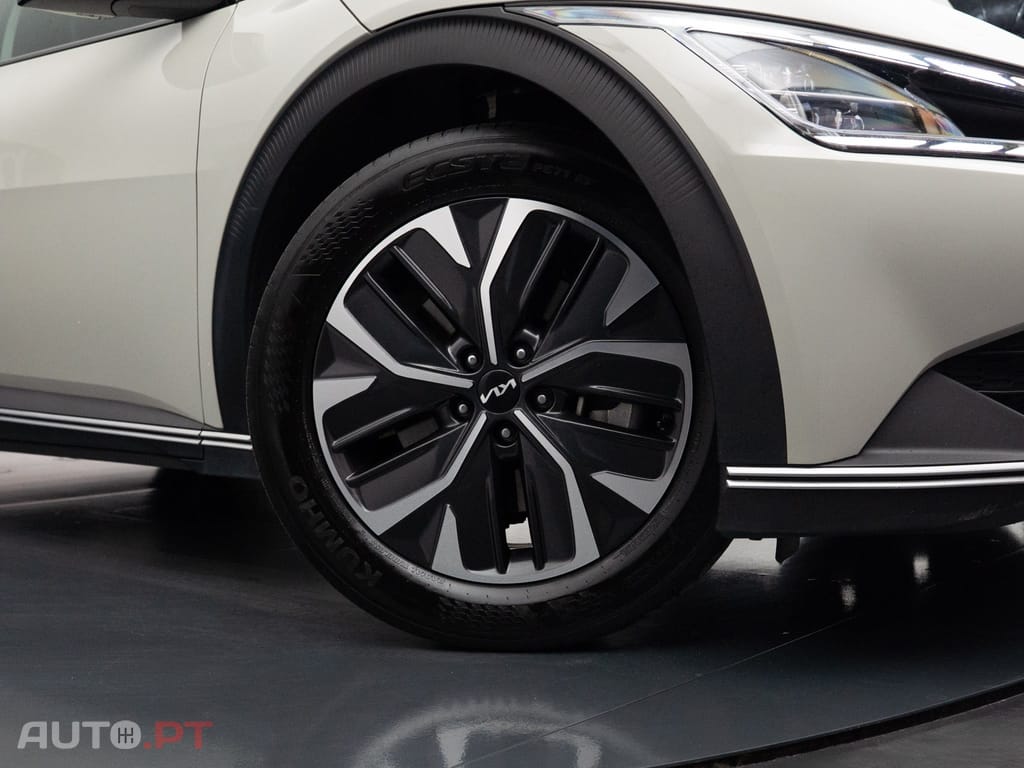 Kia EV6 77.4 kWh Tech