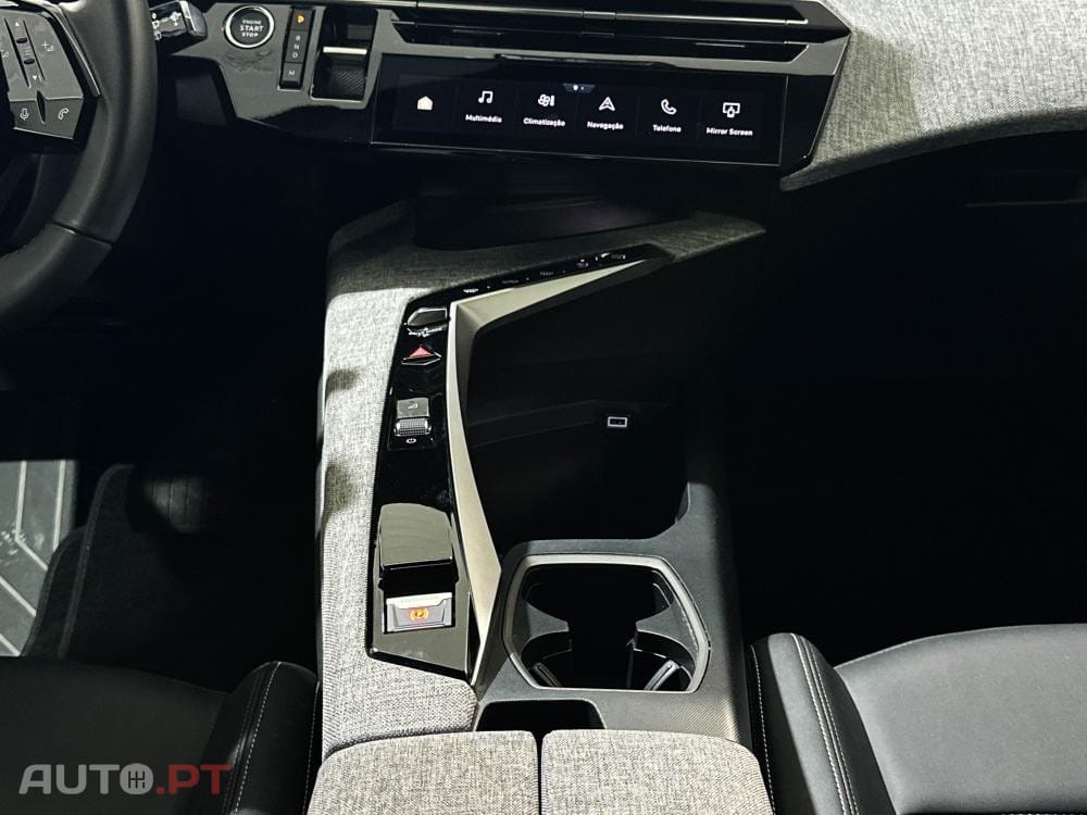 Peugeot 5008 1.2 Hybrid Allure Pack e-DCS6