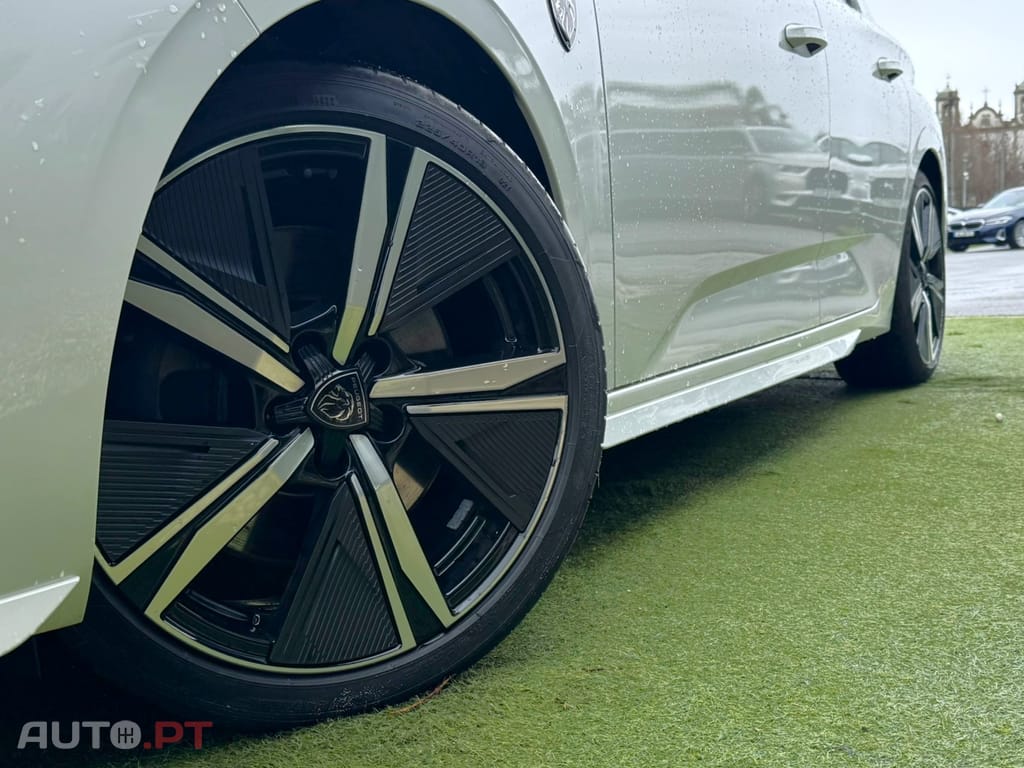 Peugeot 308 1.6 Hybrid GT e-EAT8
