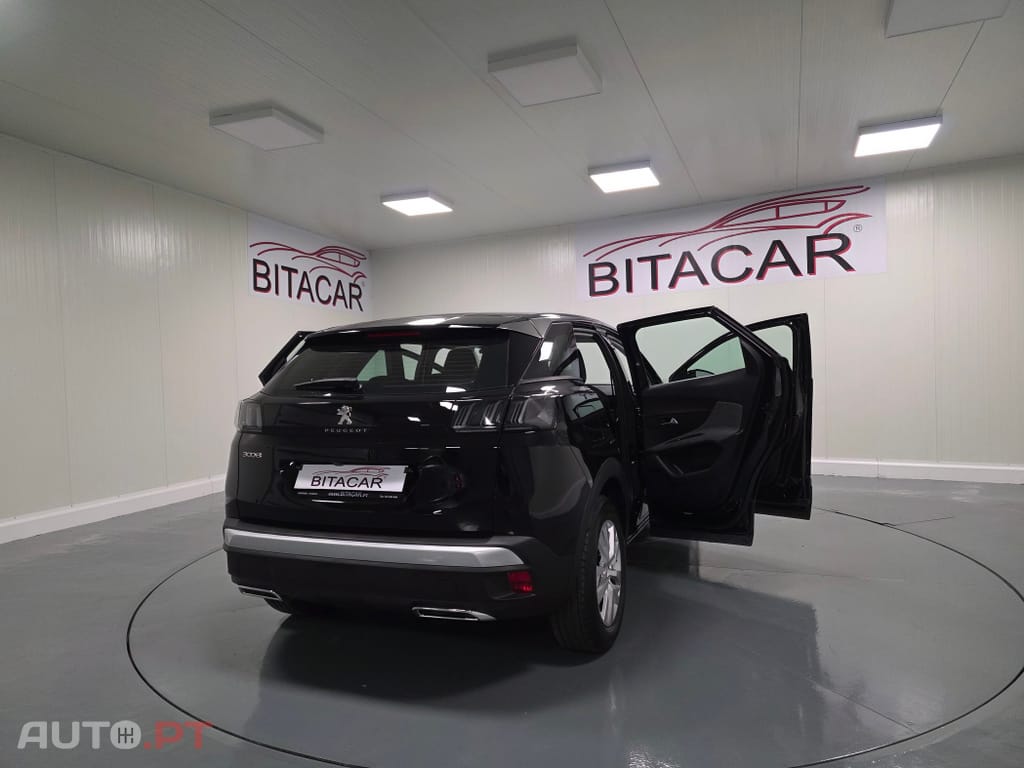 Peugeot 3008 1.5 BlueHDi Style