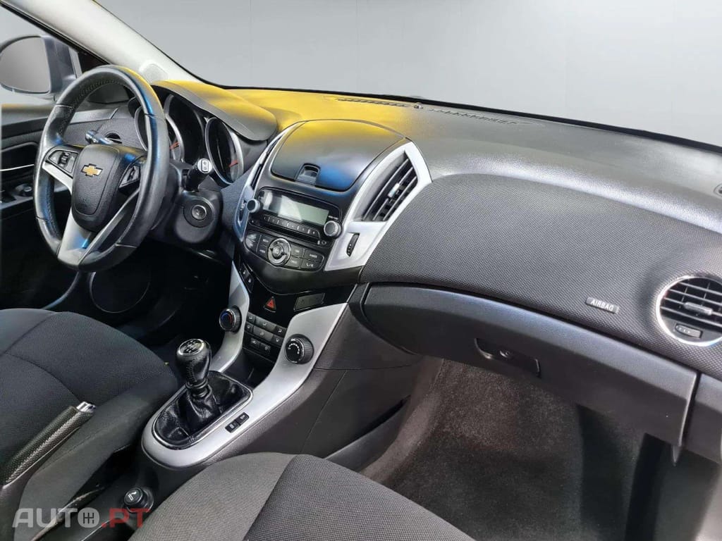 Chevrolet Cruze 1.7 LTZ