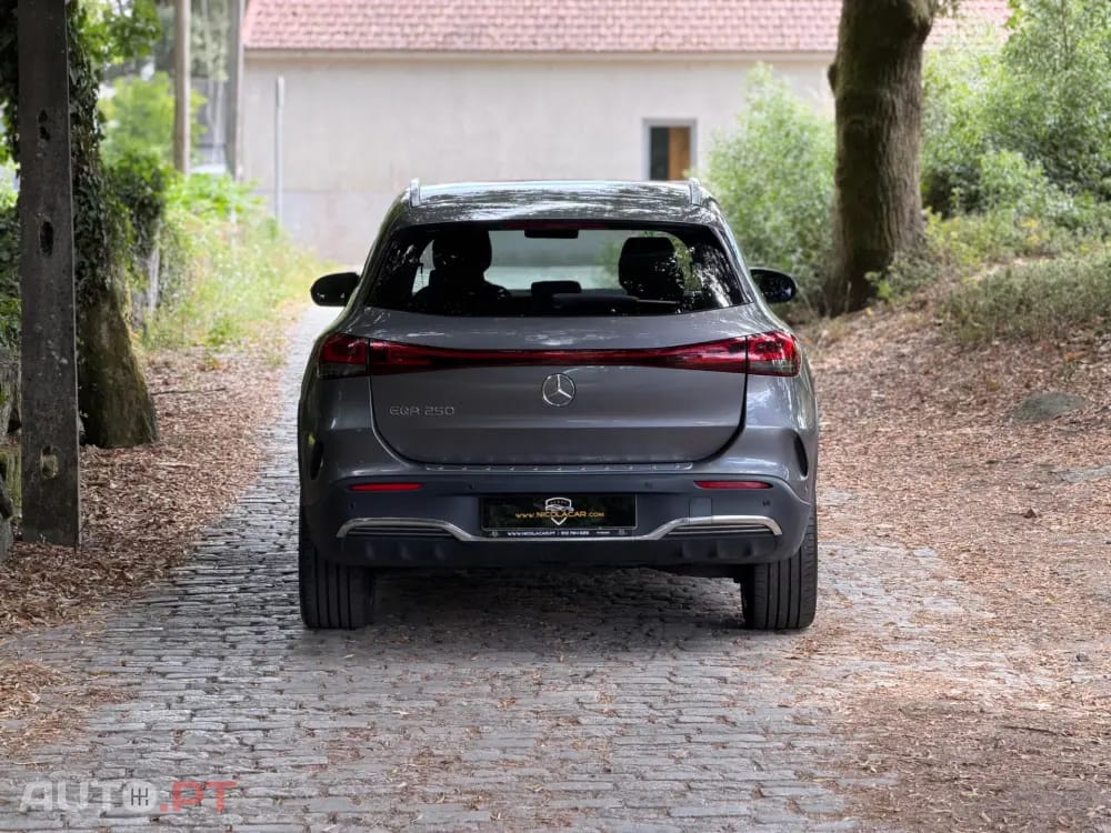 Mercedes-Benz EQA 250 AMG Line