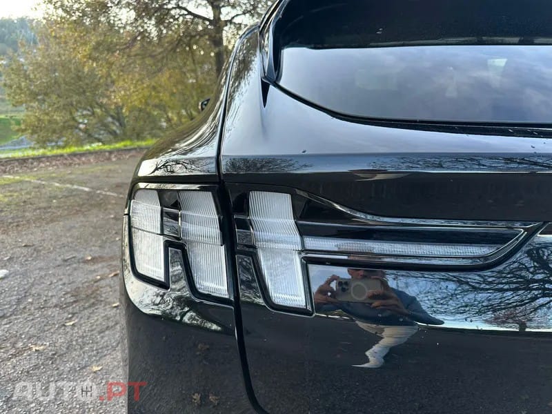 Ford Mustang Mach-E Standard