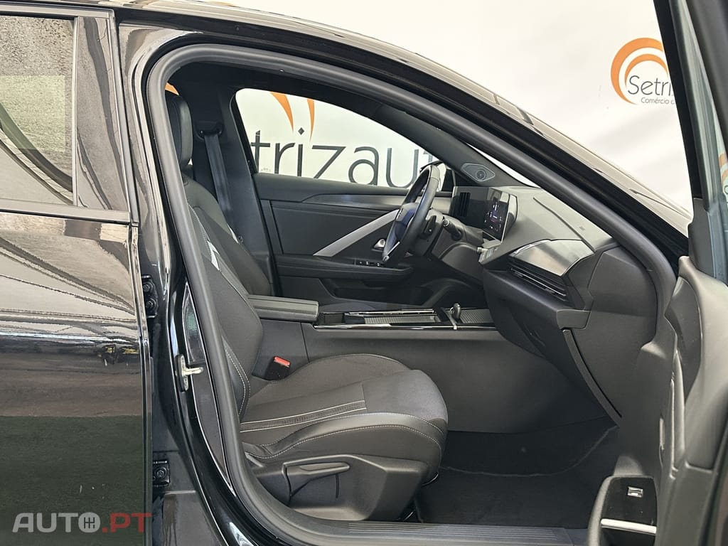 Opel Astra Sports Tourer 1.2 T GS Line Aut.