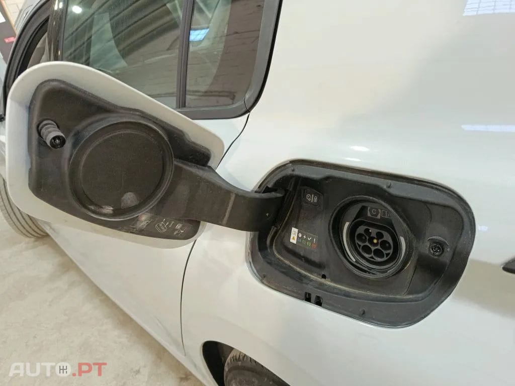 Peugeot 308 1.6 Hybrid Active Pack e-EAT8