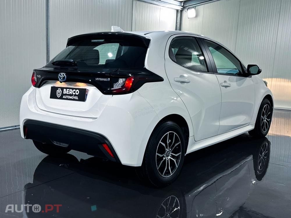 Toyota Yaris Hybrid Dynamic Edition