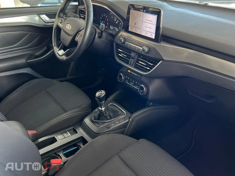 Ford Focus 1.0 EcoBoost S&S ST-LINE