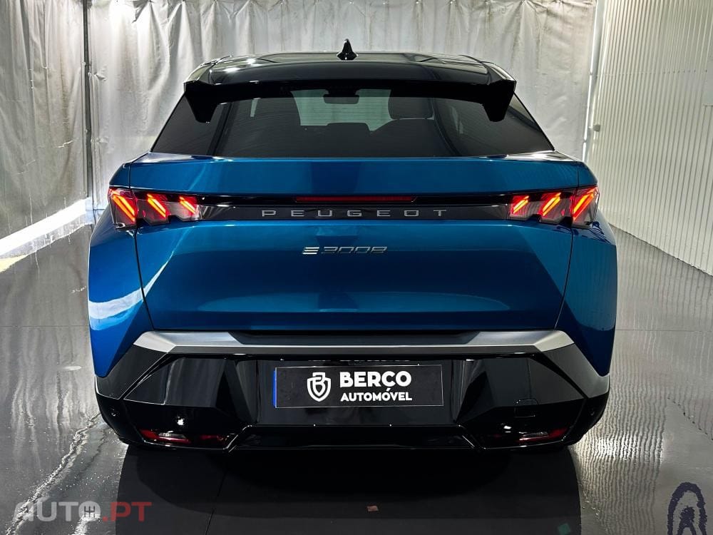 Peugeot E-3008 73 kWh GT