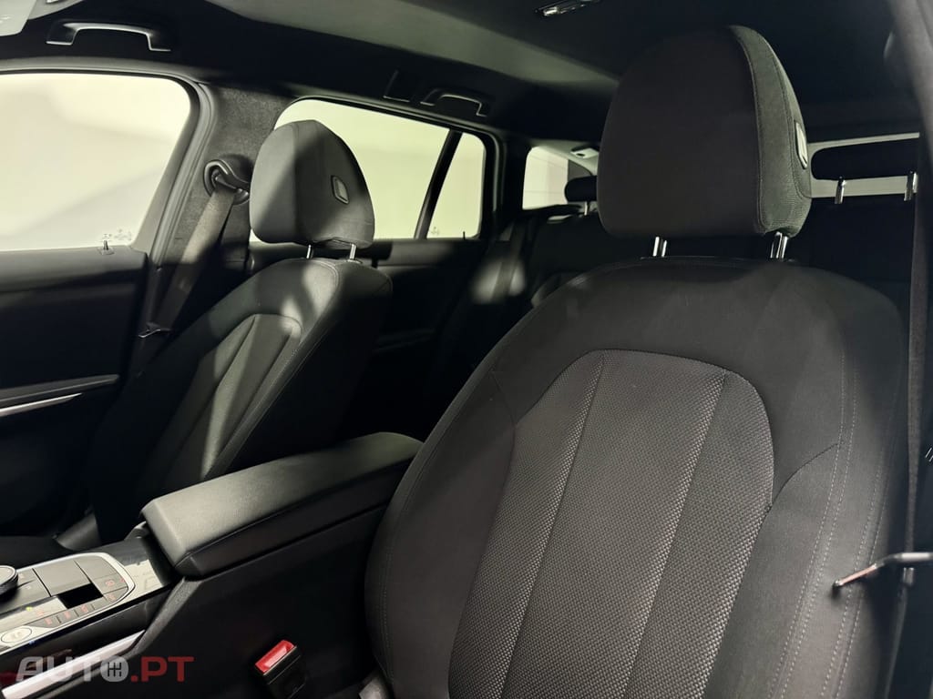 BMW 320 e Touring Auto