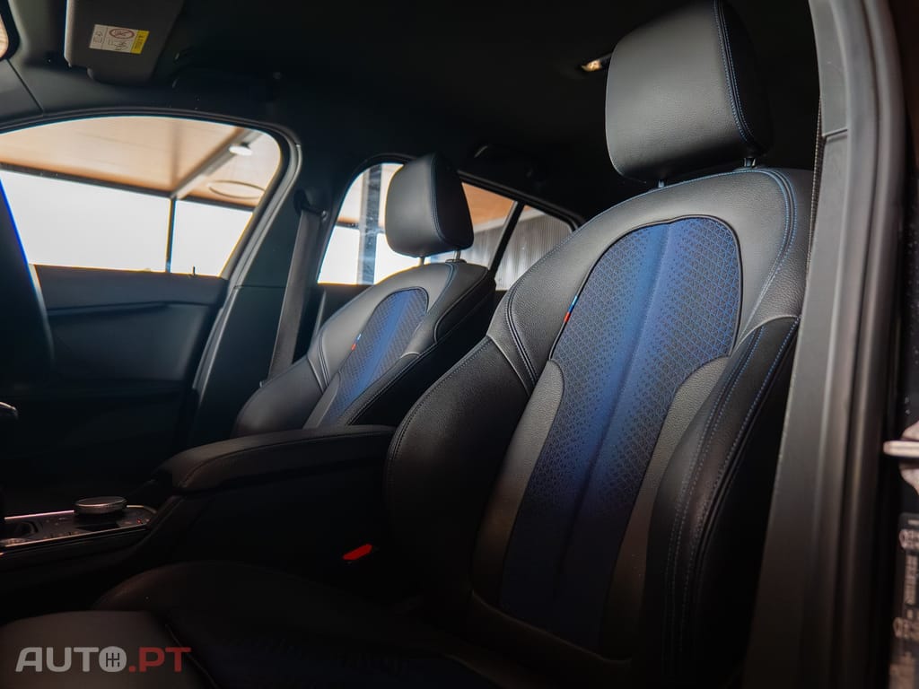 BMW 116 d Pack Desportivo M