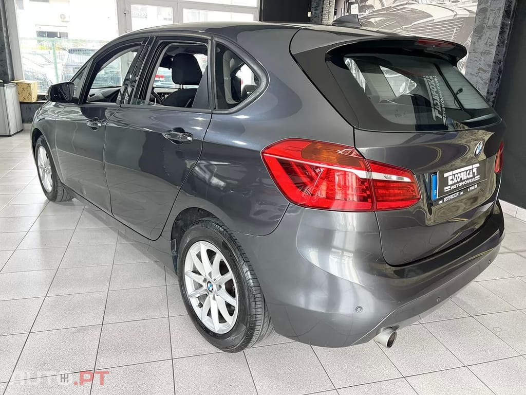 BMW 214 d Advantage
