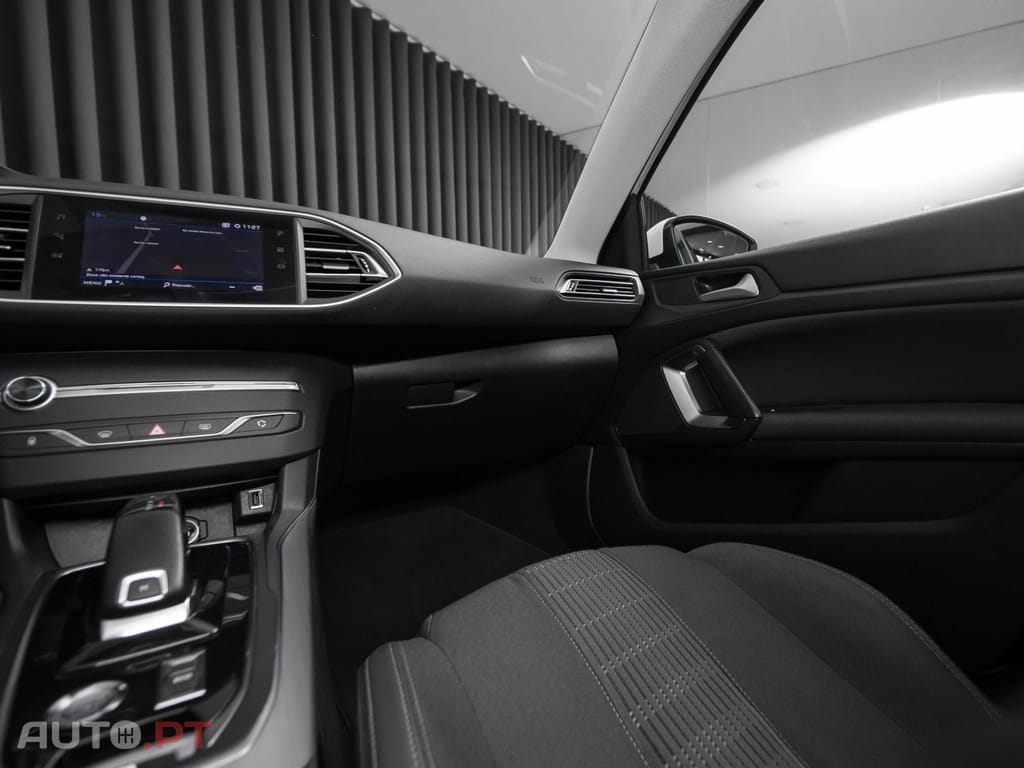 Peugeot 308 SW 1.5 BlueHDi Allure EAT8