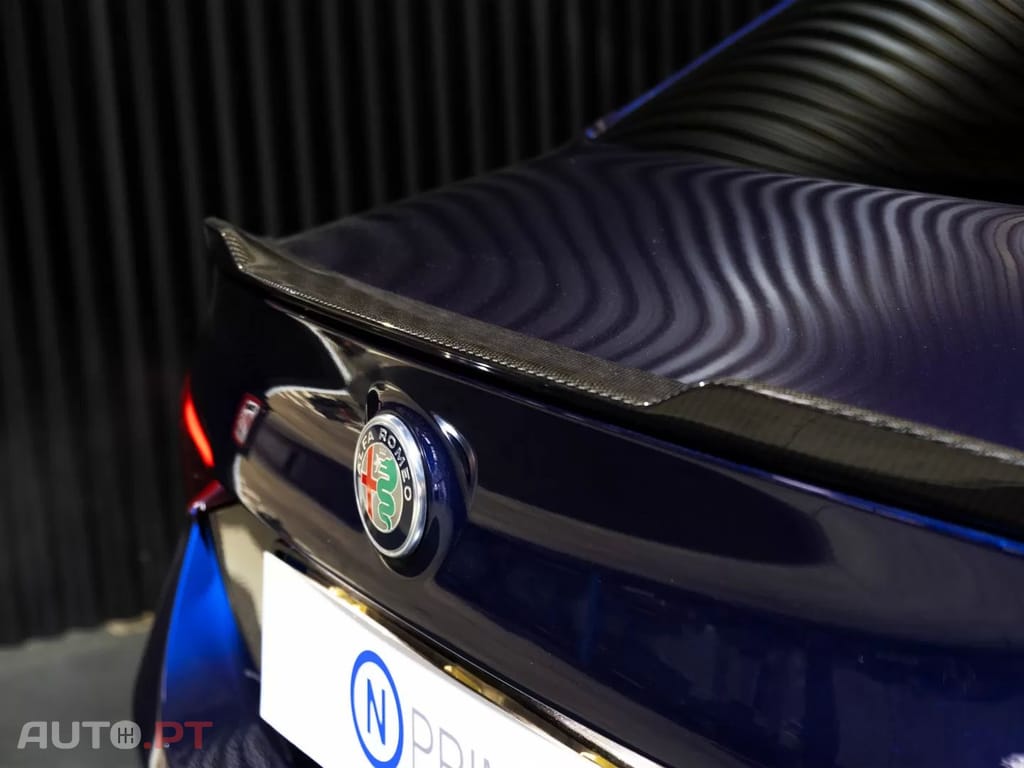 Alfa Romeo Giulia 2.9 Bi-Turbo Quadrifoglio