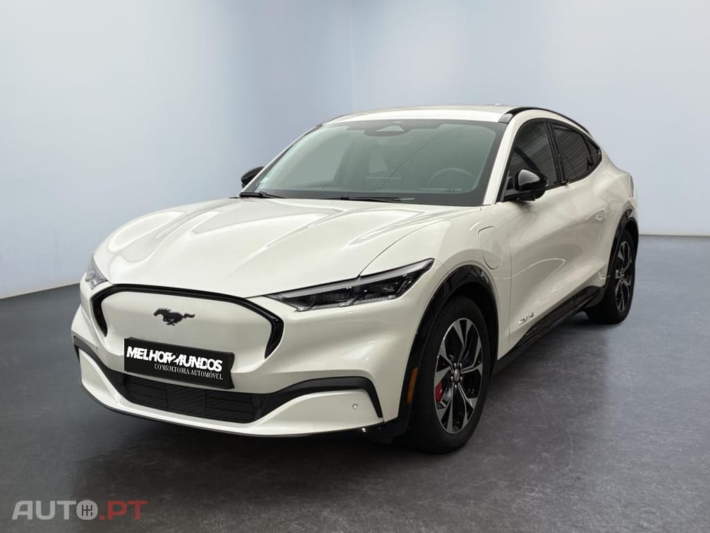 Ford Mustang Mach-E Standard AWD