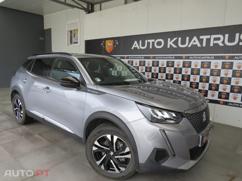 Peugeot E-2008 Allure Pack 100
