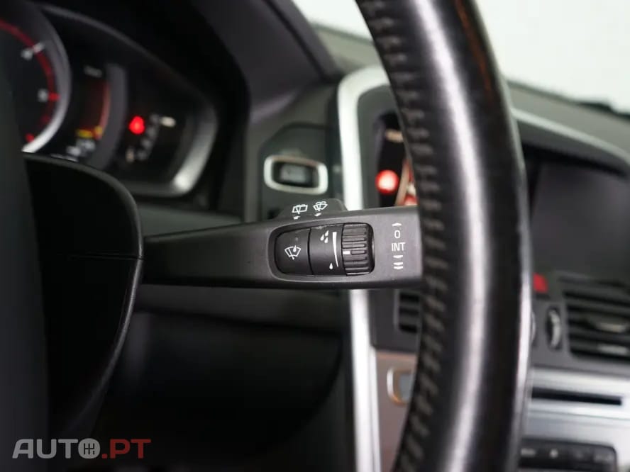 Volvo XC60 2.0 D3 Momentum Geartronic